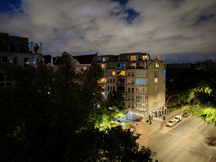 Das Oneplus 10 Pro macht im Vergleich etwas weniger scharfe Bilder. (Bild: Tobias Költzsch/Golem.de)